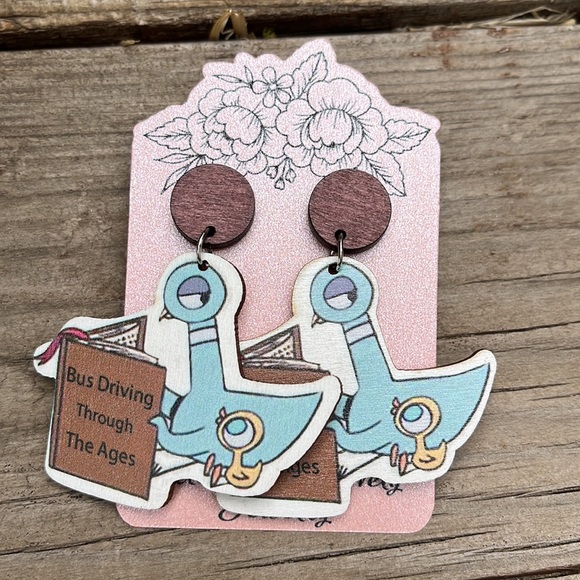 Mo Willems “ Pigeon and Duckling” Book Character Teacher Earrings - Picture 8 of 10